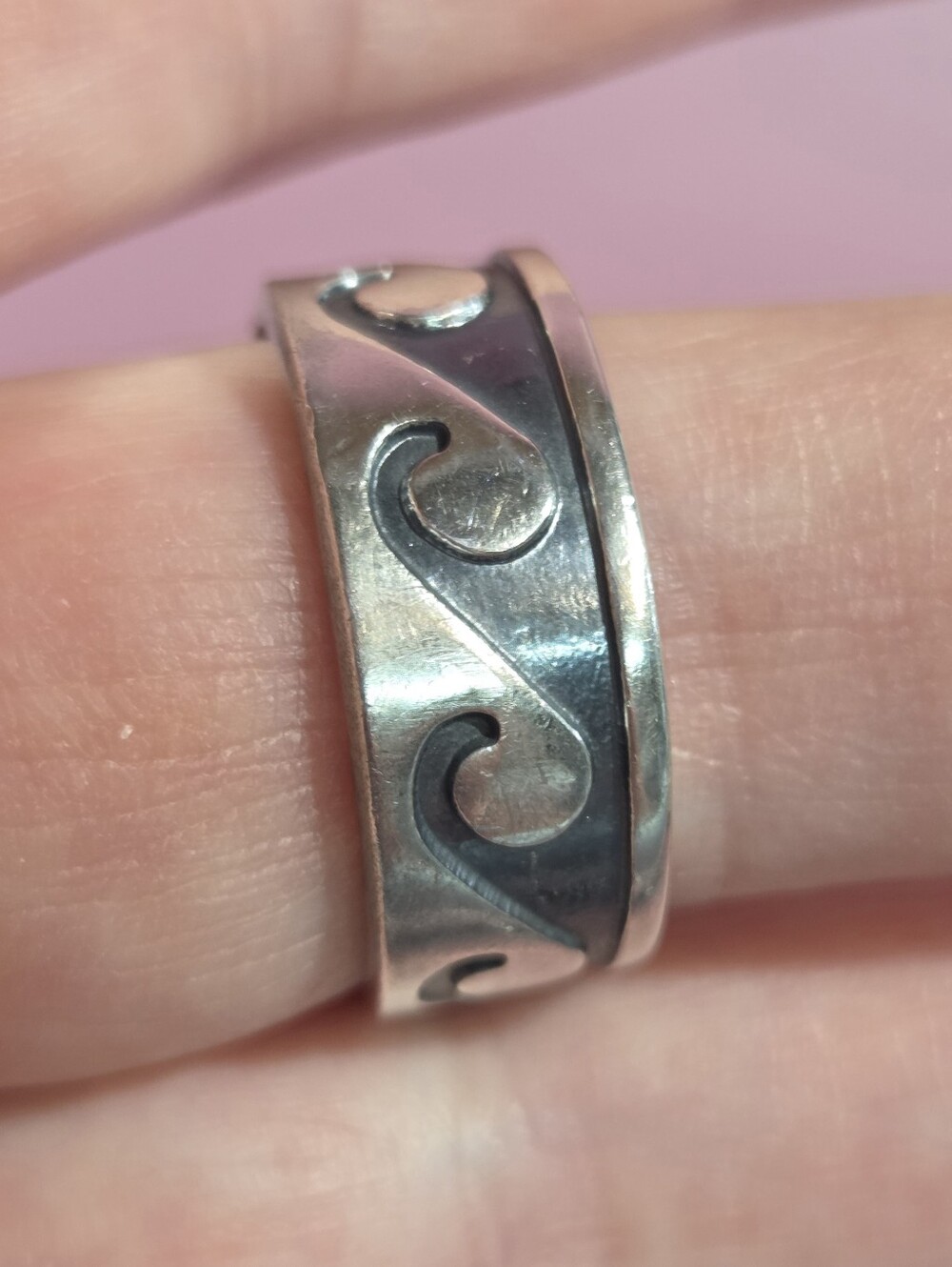 Genuine Vintage Sterling Silver Hallmarked "Ocean Wave" Engraved Unisex Ring